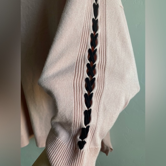 CJ Banks - Pink knit top with Lattice detail - Picture 4 of 9